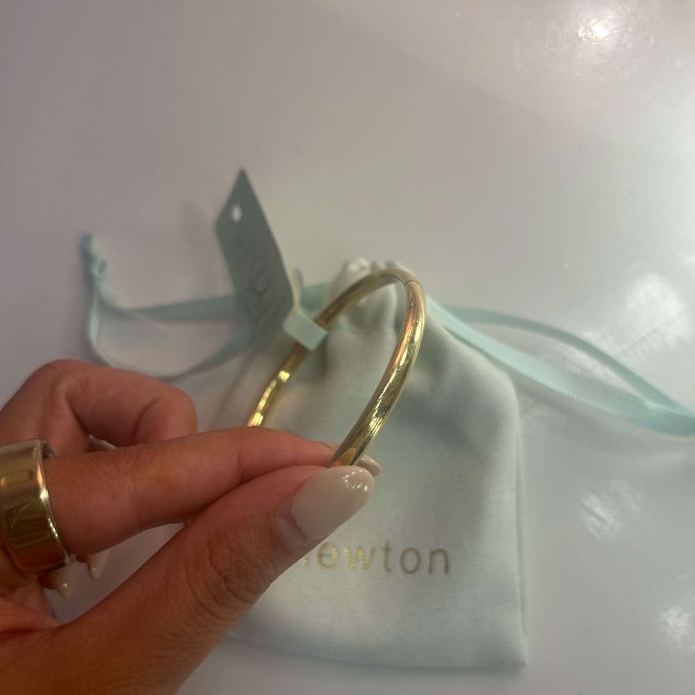 ENewton! Cherish Bangle Bracelet Small